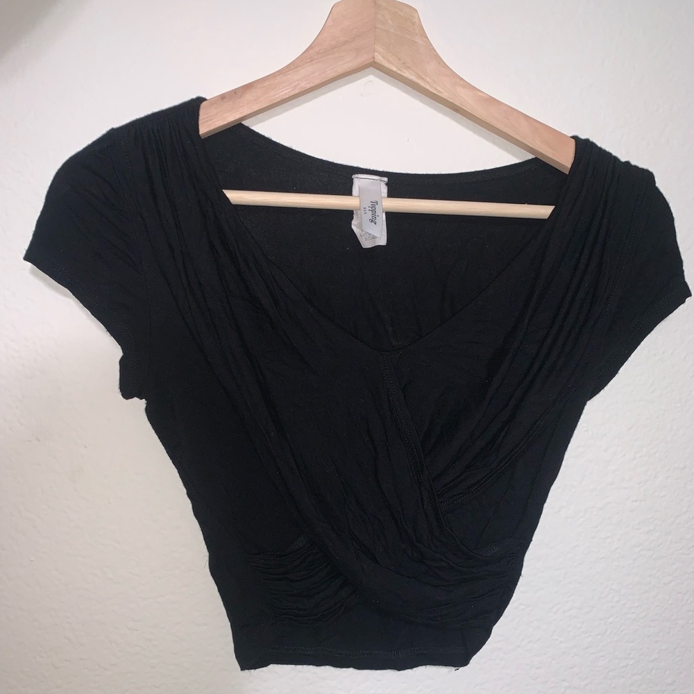 Topping apparel v neck draped crop top small